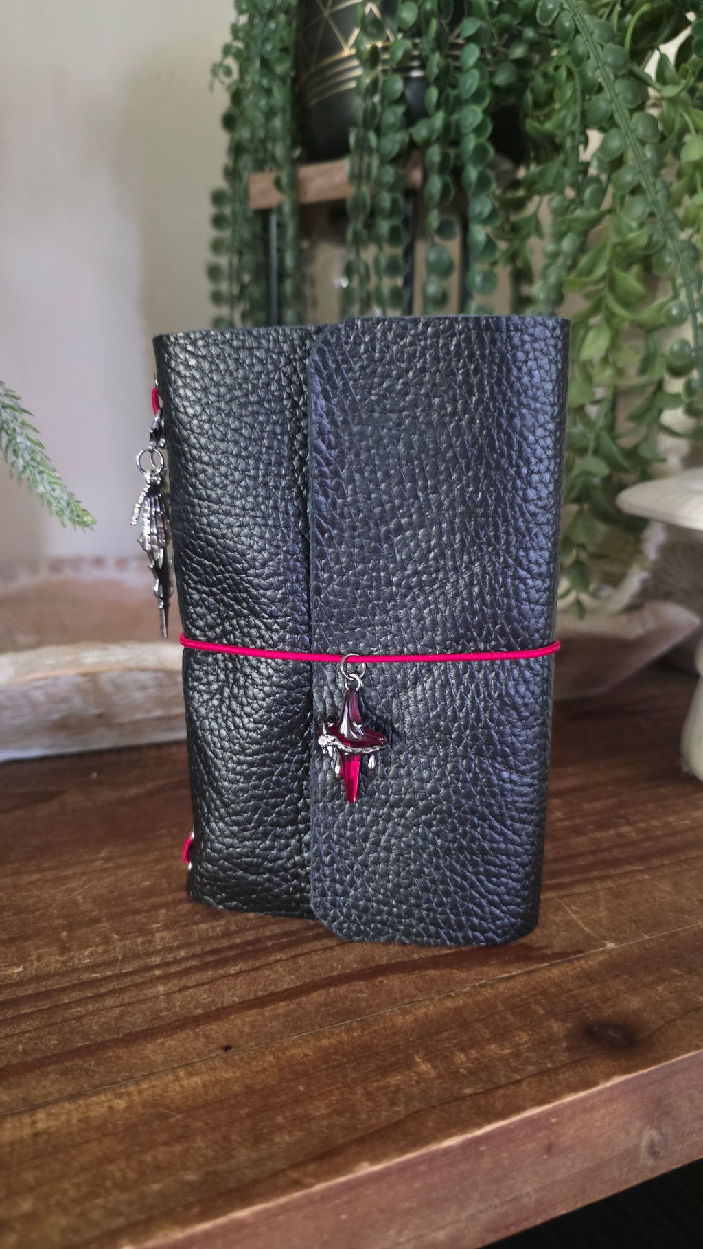 Velvet Venom (passport)