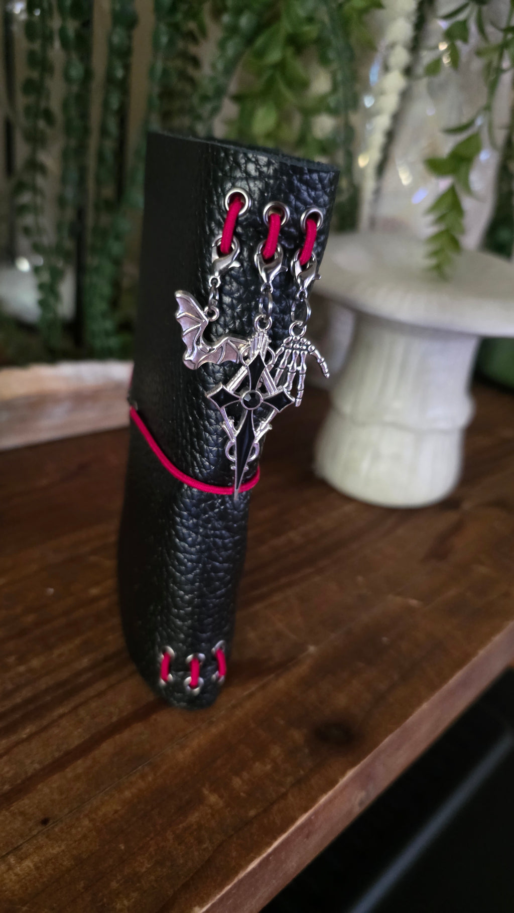 Velvet Venom (passport)