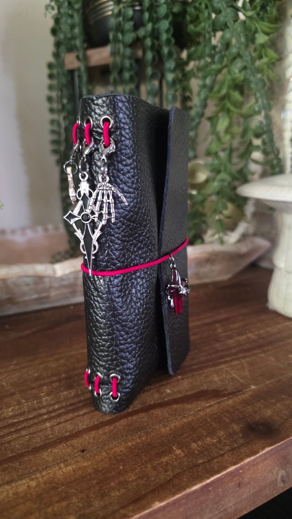 Velvet Venom (passport)